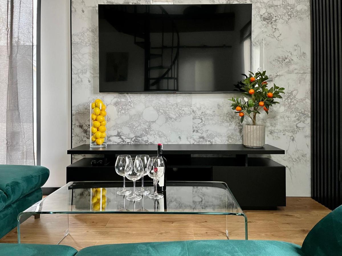 Apartamenty Maxa Czornyja Jelenia Gora Ngoại thất bức ảnh